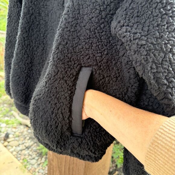 ATHLETA black half zip thick fleece pullover with pockets - Picture 3 of 7